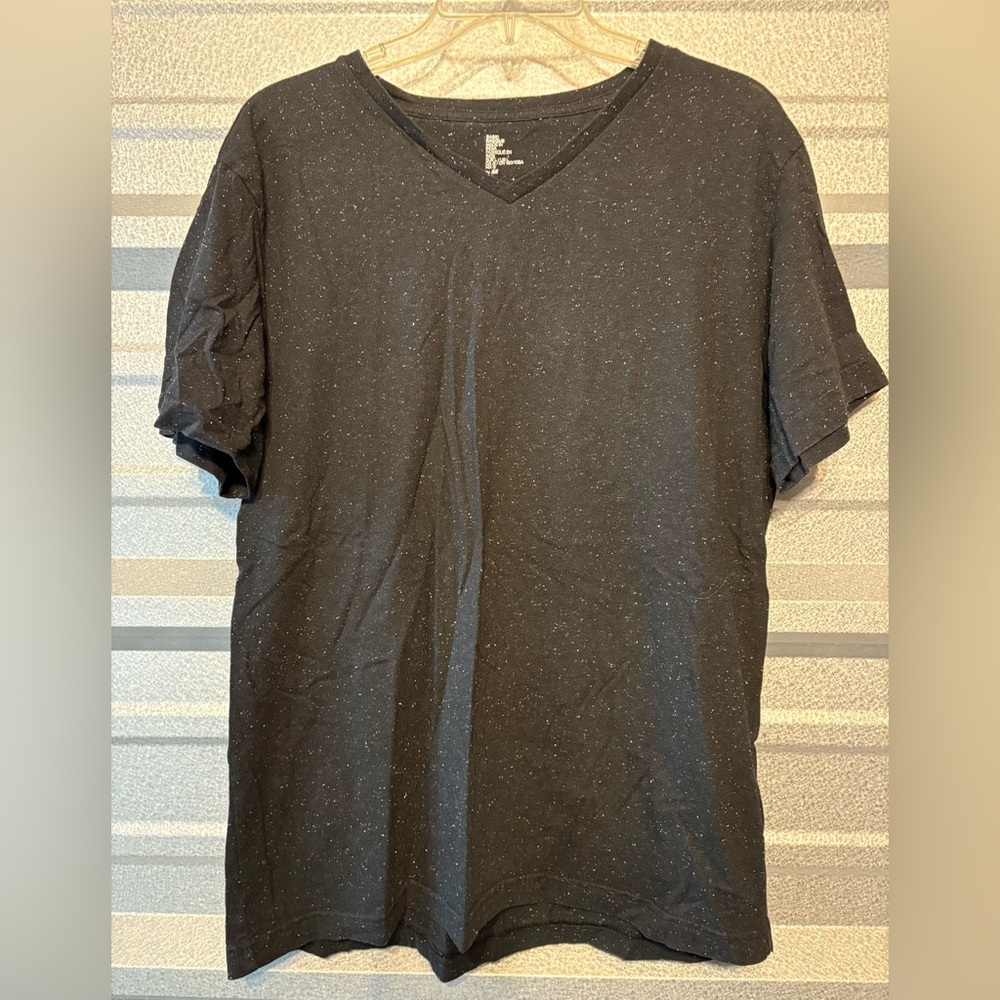 H&M Black Speckled V-Neck Tee